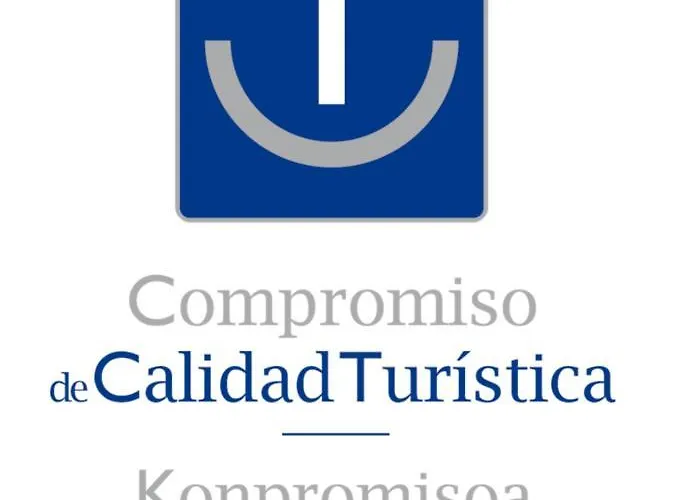 Aitonaren Etxea Urturi