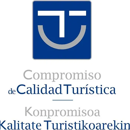 Aitonaren Etxea Urturi