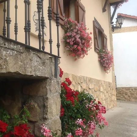 Aitonaren Etxea Feriehus *